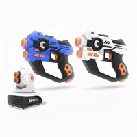 Thumbnail for TargetPro – Competitivo y aventurero – Set de pistolas para combate láser