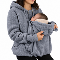 Thumbnail for MamaNest – Cálido y práctico: chaqueta 2 en 1 para mamá y bebé