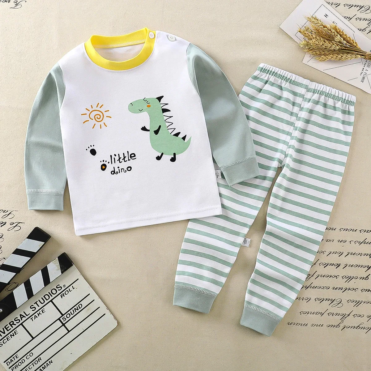 SleepBuddy – Suave y cómodo – Conjunto de pijama infantil de manga larga