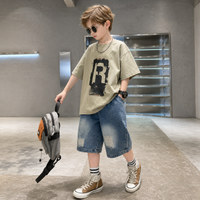 Thumbnail for CoolBoys – A la última y cómodo: conjunto para niño con camiseta y pantalones cortos vaqueros