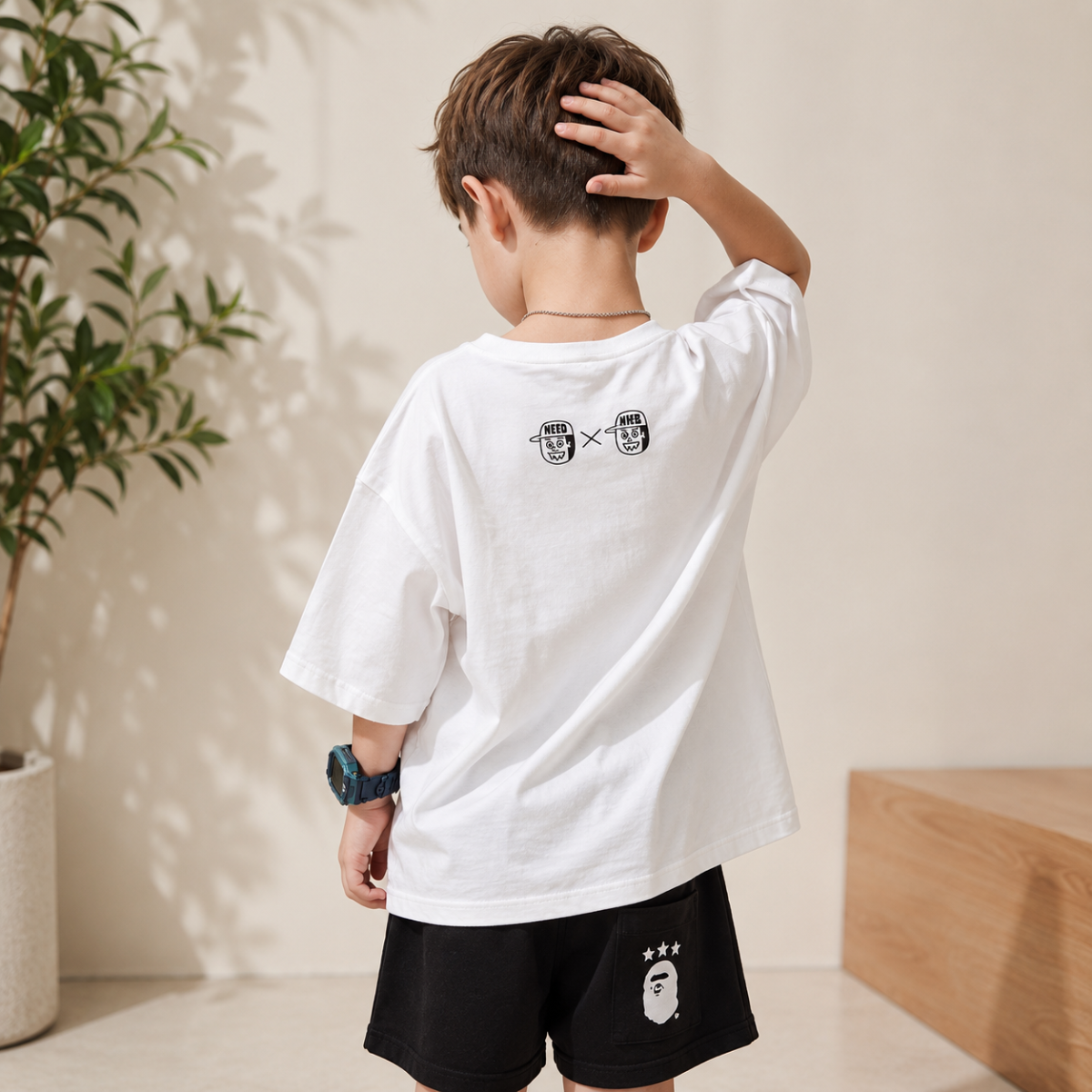 TinyTrend – Informal y con estilo: camiseta infantil con estampado colorido