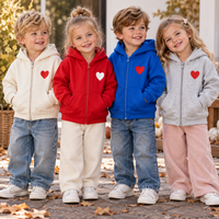 Thumbnail for LittleLove – Suave y tierno – Sudadera con capucha para niños con estampado de corazones