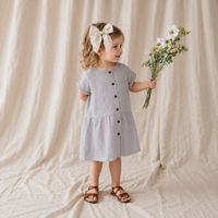 Thumbnail for LunaDress – Elegante y vaporoso: vestido infantil con corte en A
