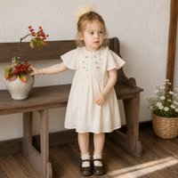 Thumbnail for Sleeveless Dress – Elegante y cómodo: vestido con cuello de encaje