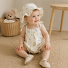 LittleBlossom – Comodidad y estilo para el verano: body tipo portabebés con gorrito