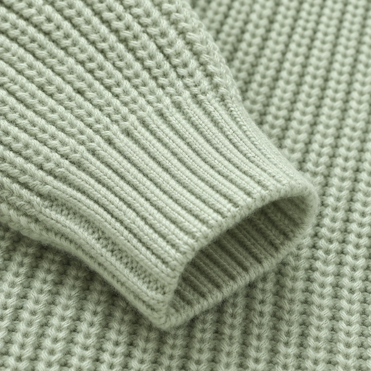 CozyHedge – Suave y cálido: mono de punto para bebé con estampado de erizo