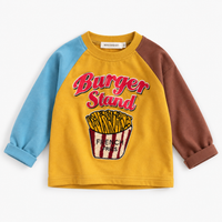 Thumbnail for LittleRetro – Atrevido y moderno: camiseta de manga larga para niños con estampado gráfico