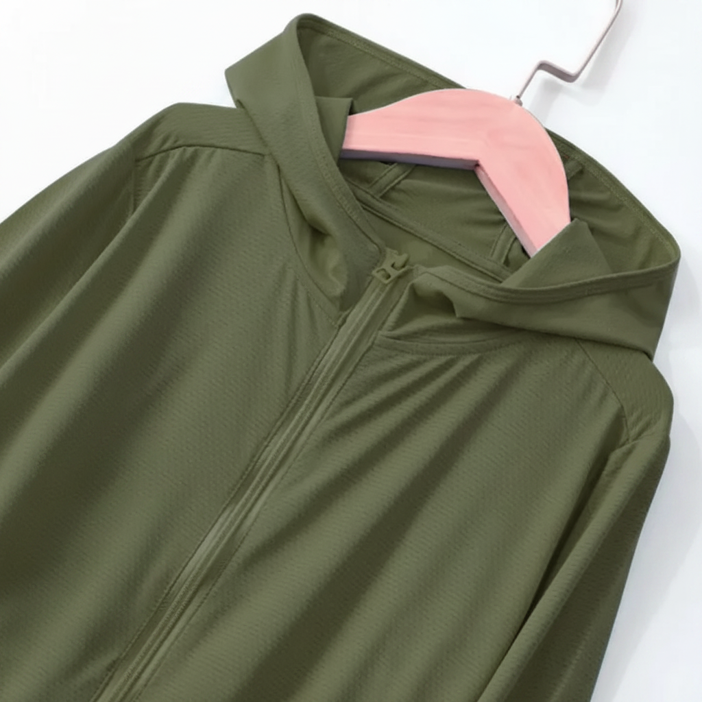 SunnyShield – Ligera y protectora – Chaqueta infantil con capucha y protección UV