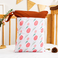 Thumbnail for LittleBloom – Siempre seco y fresco: bolsa impermeable reutilizable para pañales