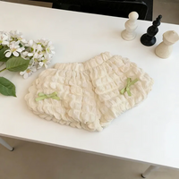 Thumbnail for LovelyBloom – Suave y adorable – Pantalonitos de niña con volantes y lazo