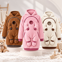 Thumbnail for MamaHug – Cálido y práctico: sudadera con capucha 2 en 1 para mamá y bebé