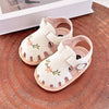 TinyPetals – Comodidad y estilo: sandalias para bebé con bordado floral