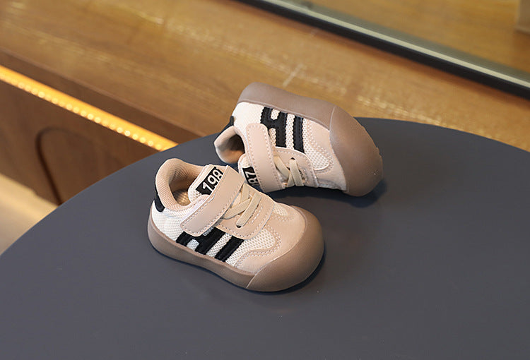 StrideKids – Comodidad y estilo - Sneaker con velcro para niños