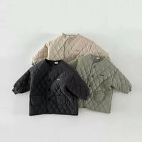 Thumbnail for BonitoWear – Acogedora y cálida: chaqueta acolchada para niños.
