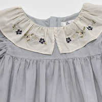 Thumbnail for Princess Dress – Elegante y cómodo: vestido con cuello bordado