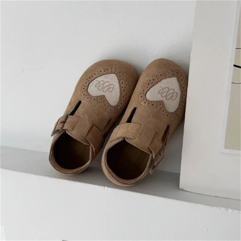 Barefoot – Cuero y descalzo: zapatos infantiles con suela blanda