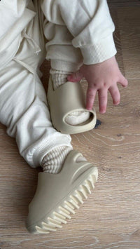 Thumbnail for SunnySteps Kids – Comodidad y libertad – Chanclas para niños