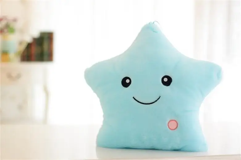 Glow Star Pillow™ – Diversión estelar en la cama - Almohada luminosa de peluche