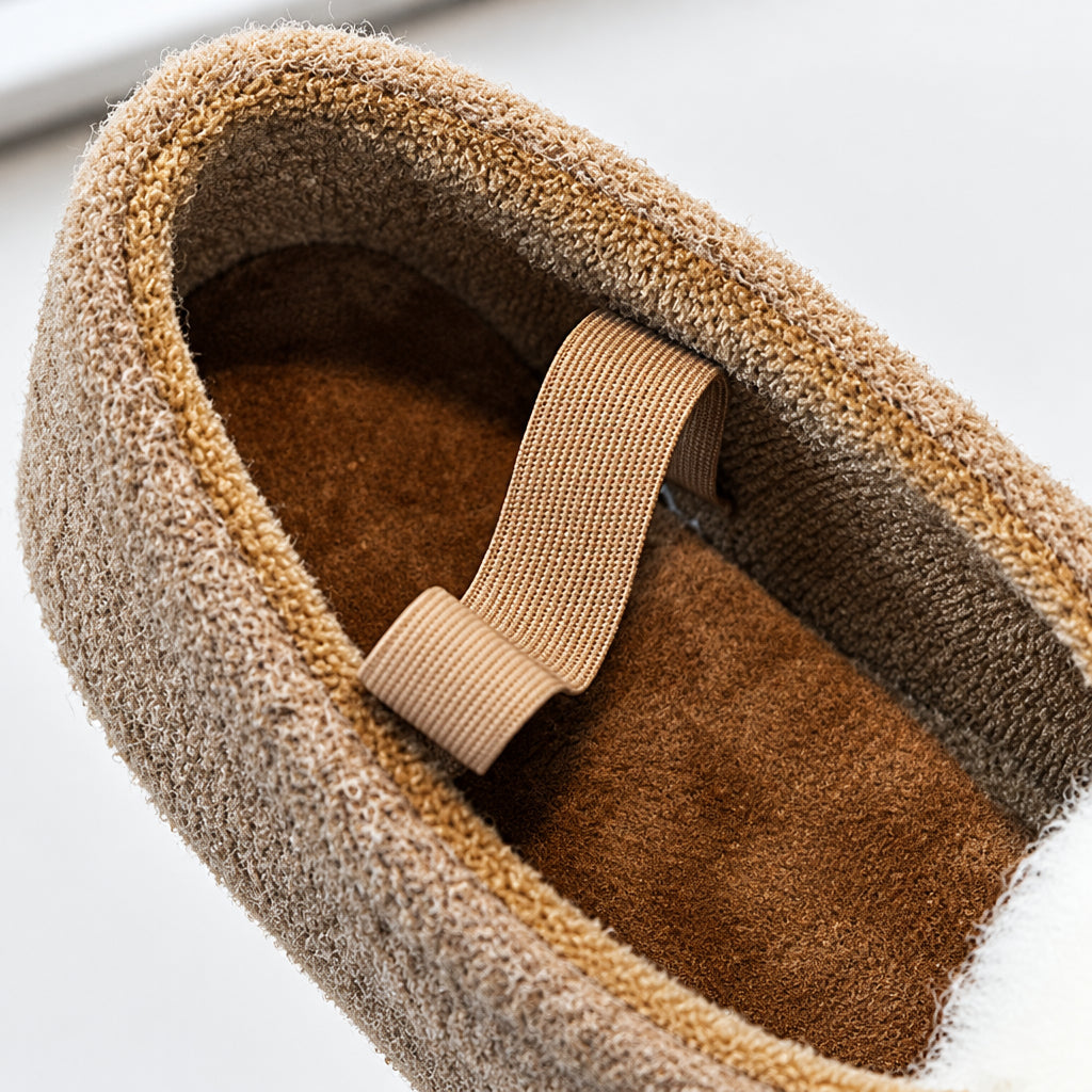 SoftSteps –  Cálidos y suaves – Zapatitos de niña con pompón de felpa