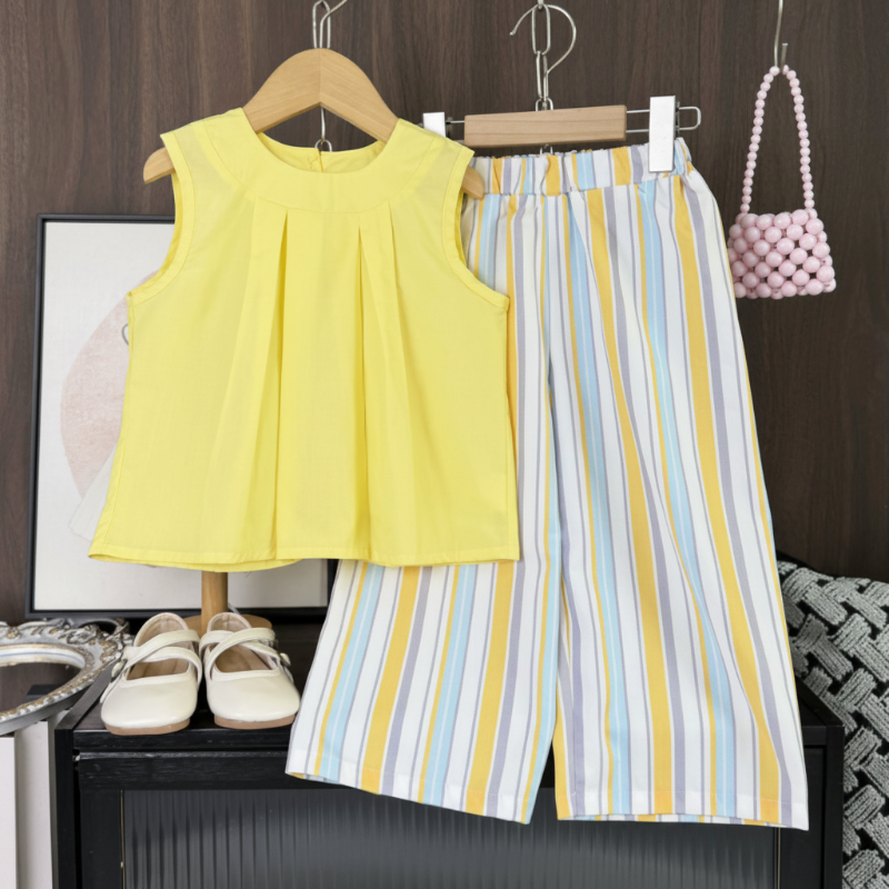 Sleeveless Tops & Pants – Suave y elegante: conjunto de ropa de verano para niños