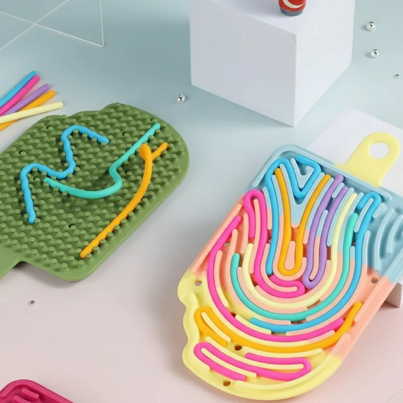 FidgetFrost – Divertido y suave – Tablero de actividades de silicona