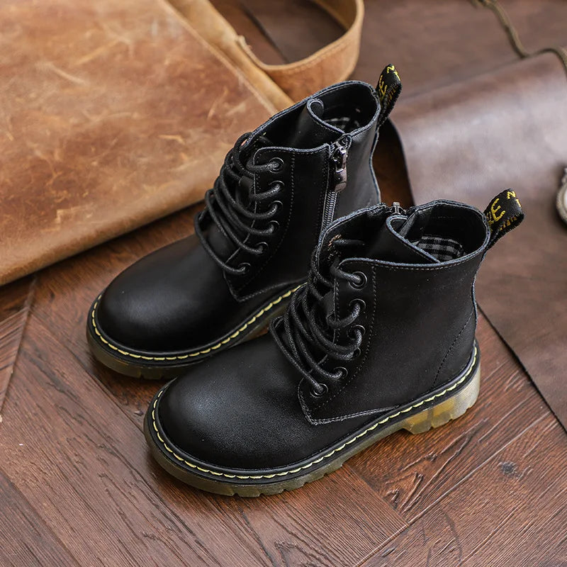 BlackLine – Resistentes y cómodas: botas militares con cordones