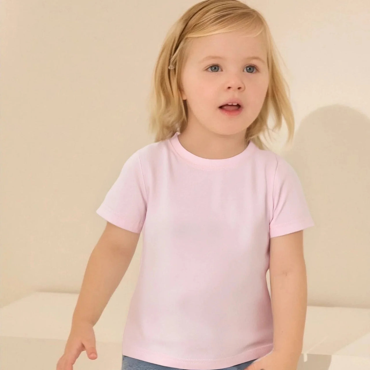 ComfyWear – Práctico y casual: camiseta de manga corta