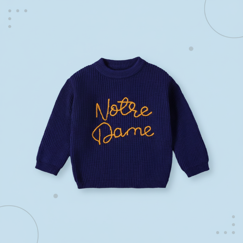 WarmWeave – Cómodo y divertido: jersey «Notre Dame»