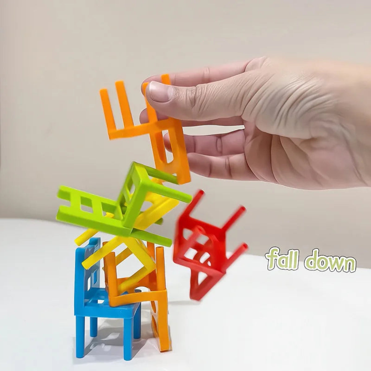 Chair Stack™ - Interactivo y estimula la creatividad - Juego de apilar sillas
