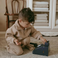 Thumbnail for Winter Tracksuit – Calidez y comodidad: conjunto de ropa de invierno para niños
