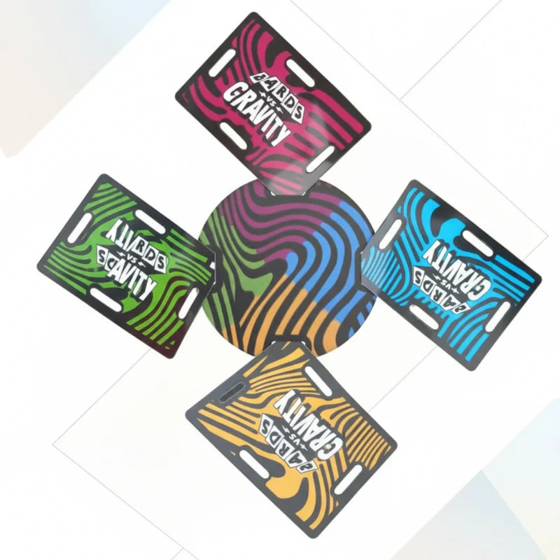 FloatCards – Único e interactivo: juego de cartas con desafío de equilibrio