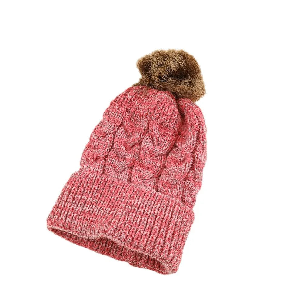 Mini Fashion™ - Fuente propia - Gorro con pompón