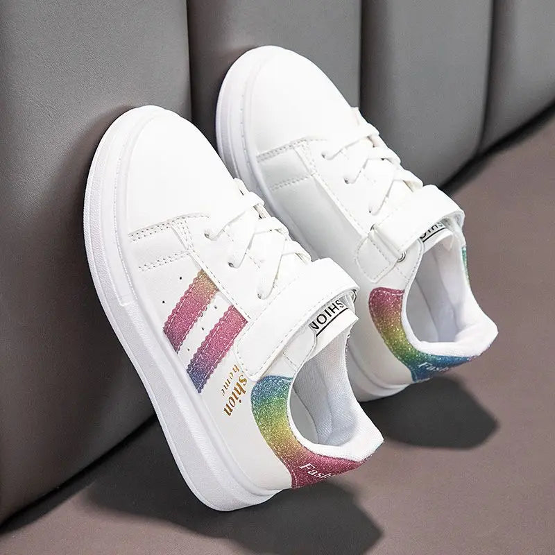 UrbanFlex – Resistentes y cómodas: zapatillas blancas
