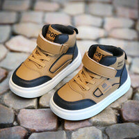 Thumbnail for CoolKicks – Cómodas y flexibles: zapatillas altas