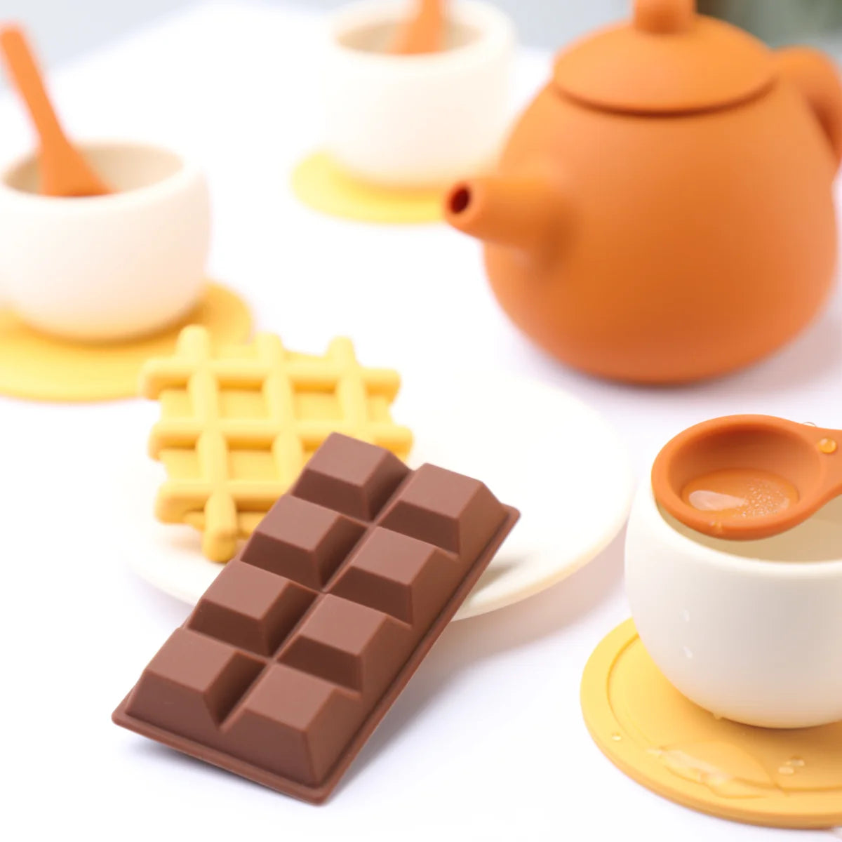 MiniBrew – Lúdico y educativo – Juego de té de silicona