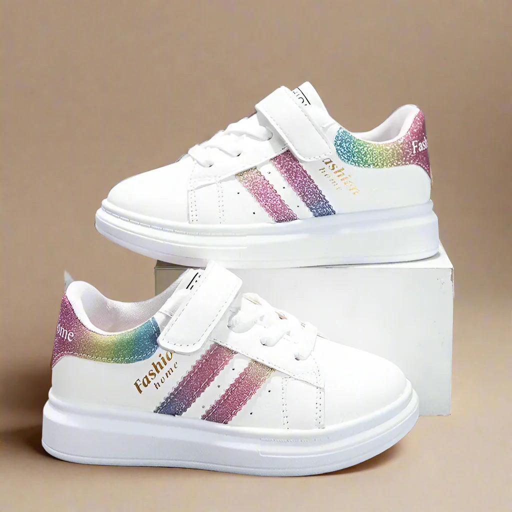 UrbanFlex – Resistentes y cómodas: zapatillas blancas