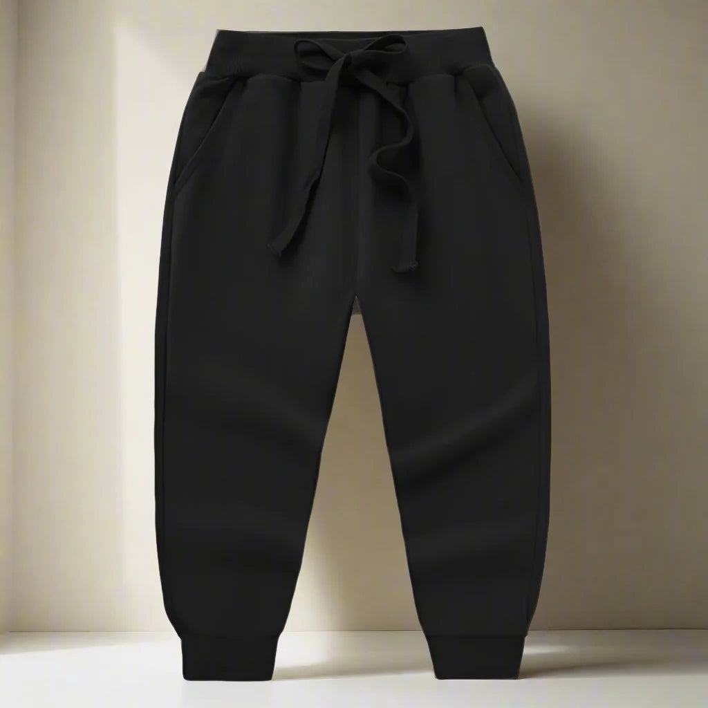 ActiveWear – Geniales y flexibles: pantalones de chándal para niños