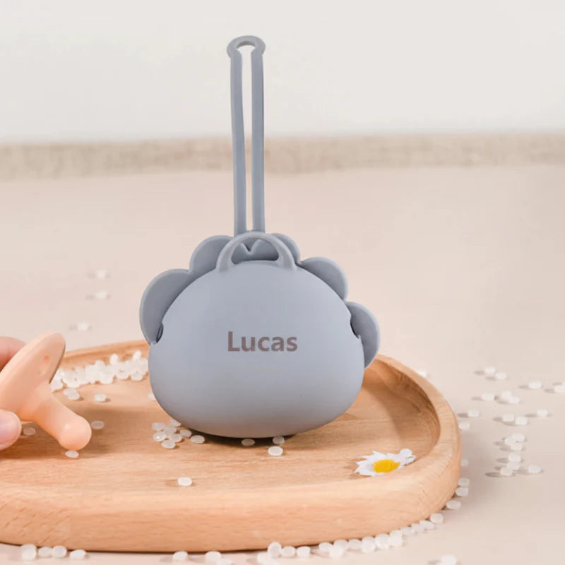 Personalized Pacifier Case – Grabado y práctico: portachupetes personalizado