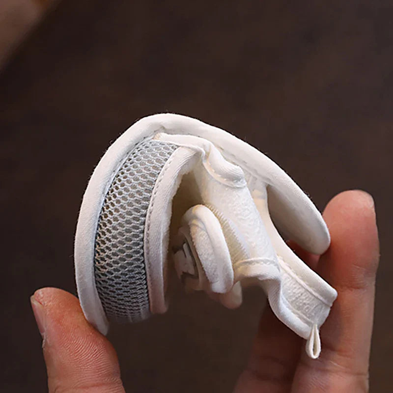 TinySteps – Transpirables y ligeras: sandalias de verano para bebés con suela antideslizante.