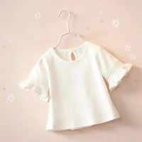 Thumbnail for Girls Trumpet Sleeve Top – Elegancia y comodidad – Manga de encaje
