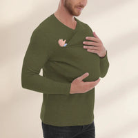 Thumbnail for Kangaroo Pocket Shirt – Cómodo y práctico: portabebés tipo camiseta para hombre